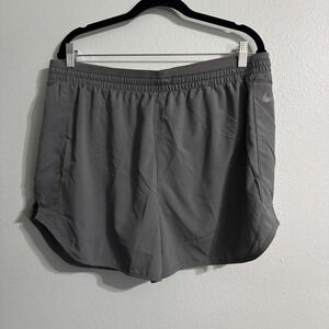 NIKE Women's Tempo Shorts with zipper pocket Gray  Running Shorts XL NWT